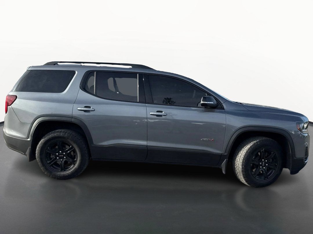 2022 GMC Acadia AT4