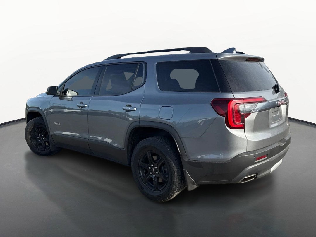 2022 GMC Acadia AT4