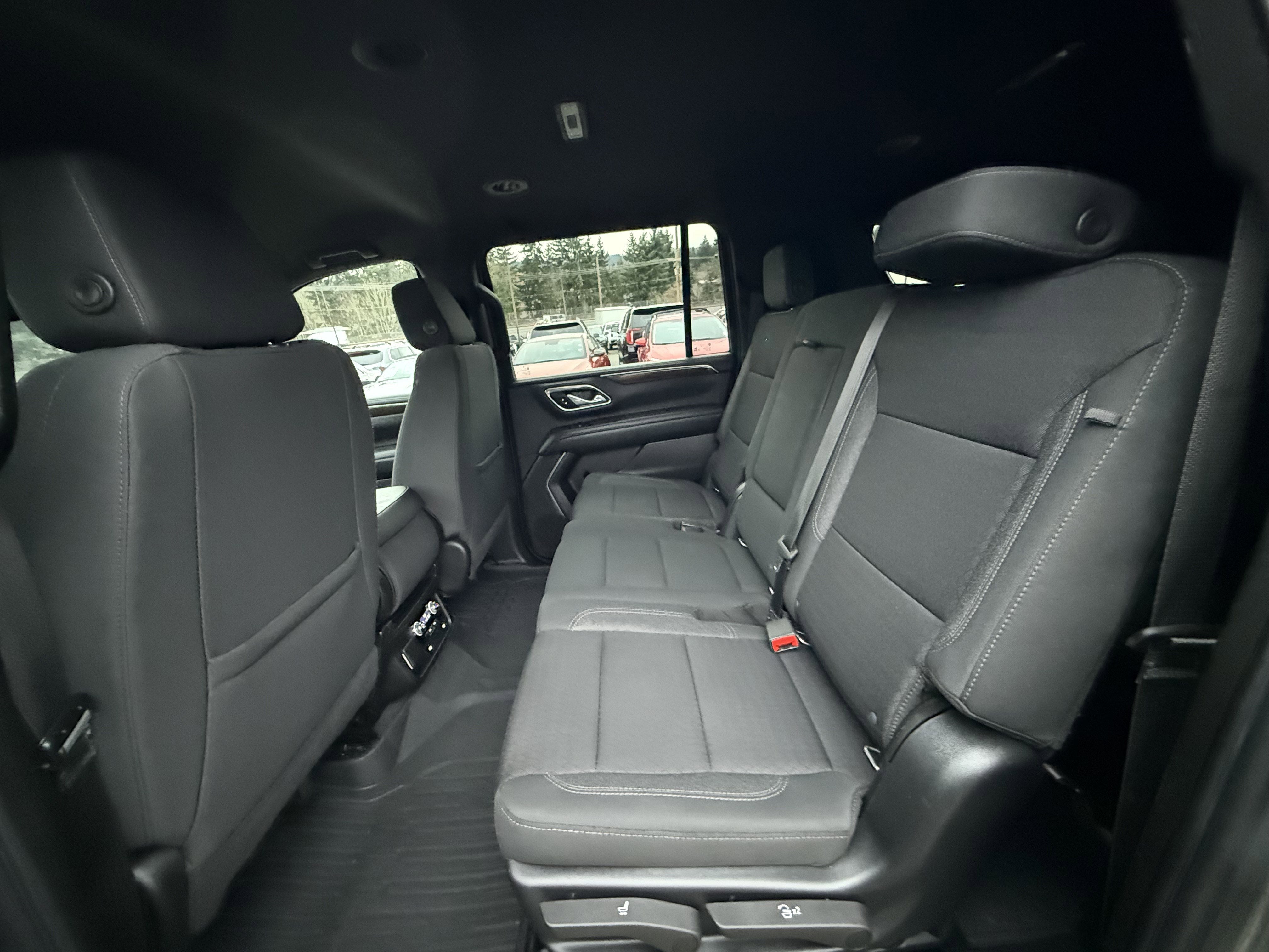 2022 GMC Yukon XL SLE