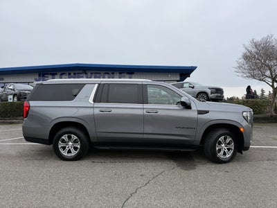 2022 GMC Yukon XL SLE
