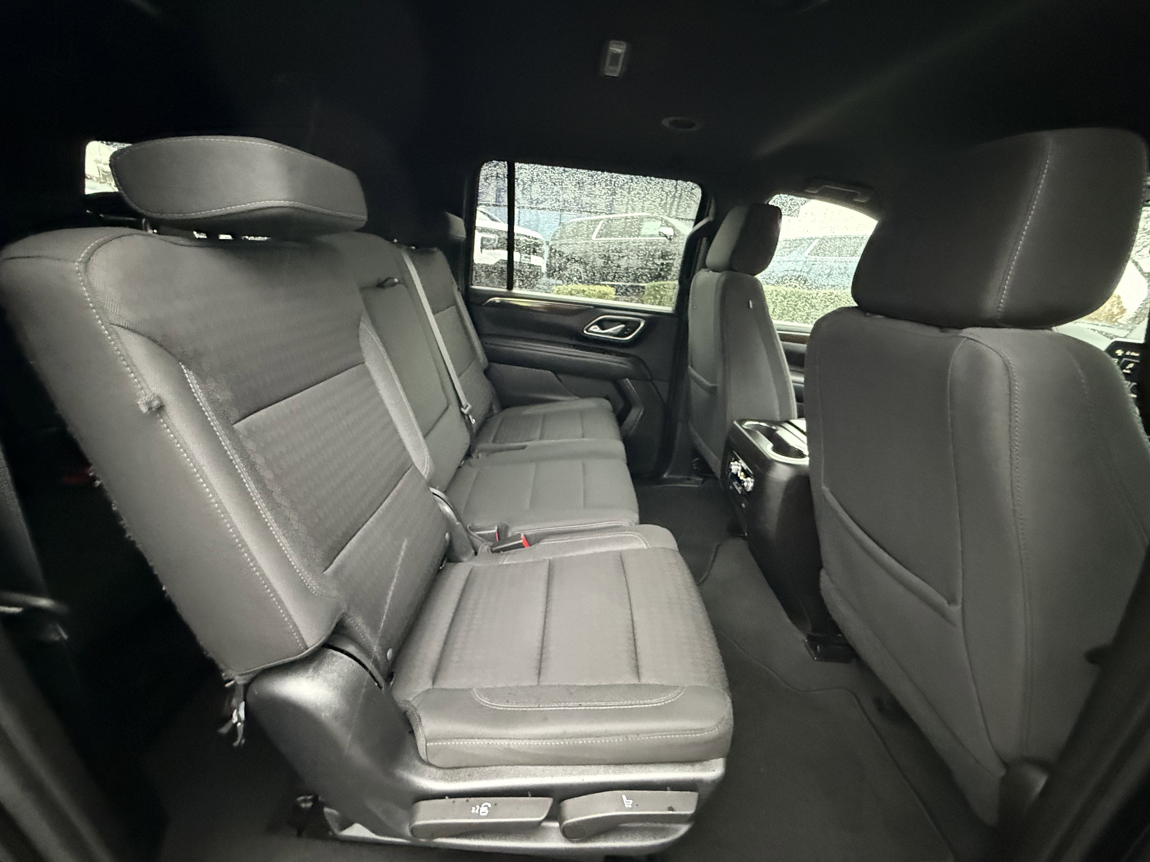 2023 GMC Yukon XL SLE