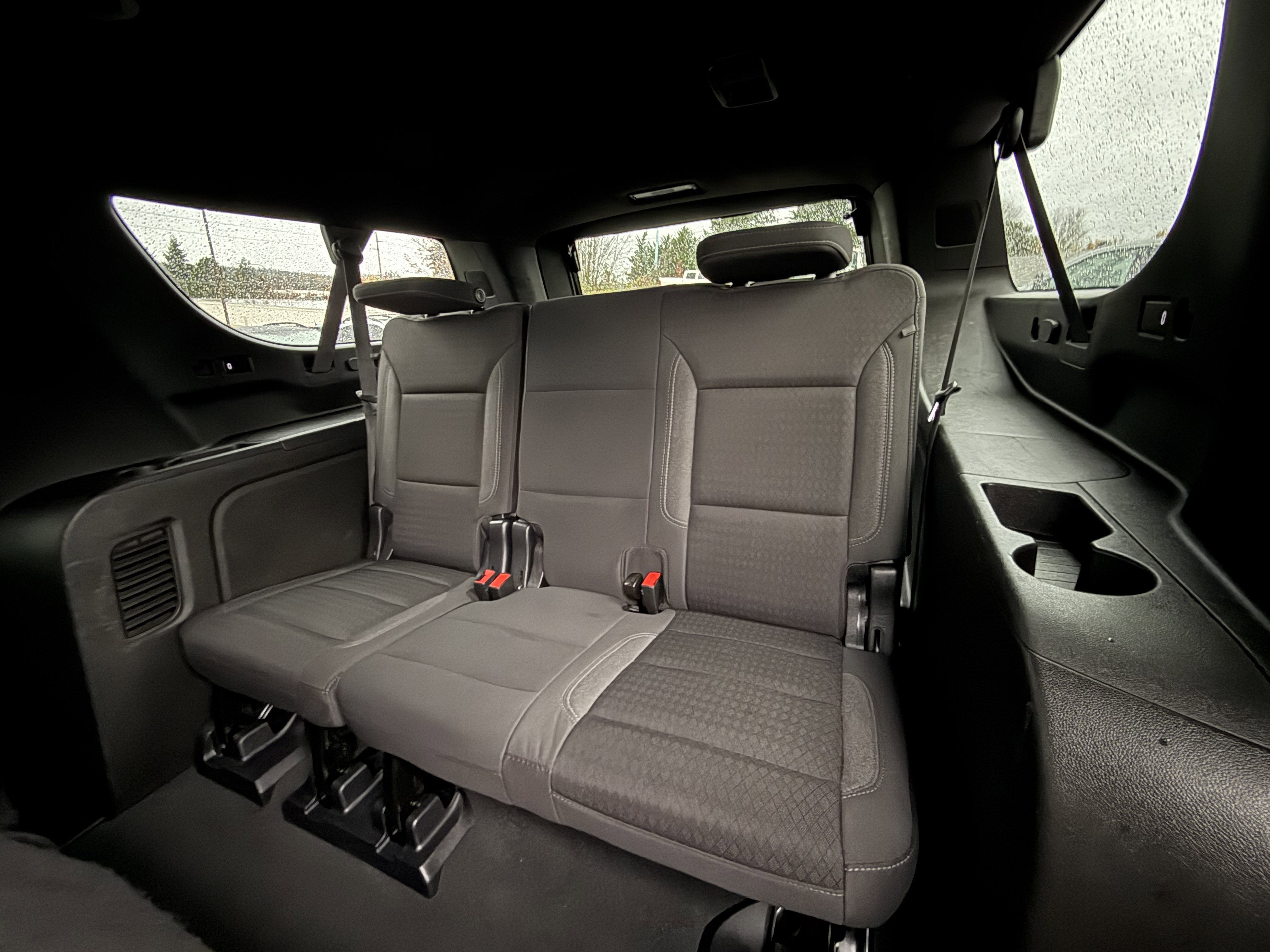 2023 GMC Yukon XL SLE