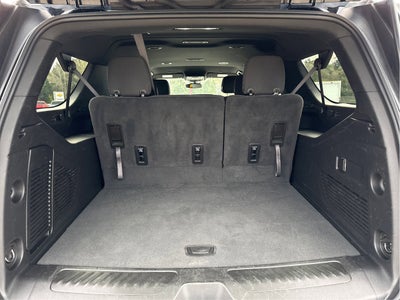 2024 GMC Yukon XL SLE