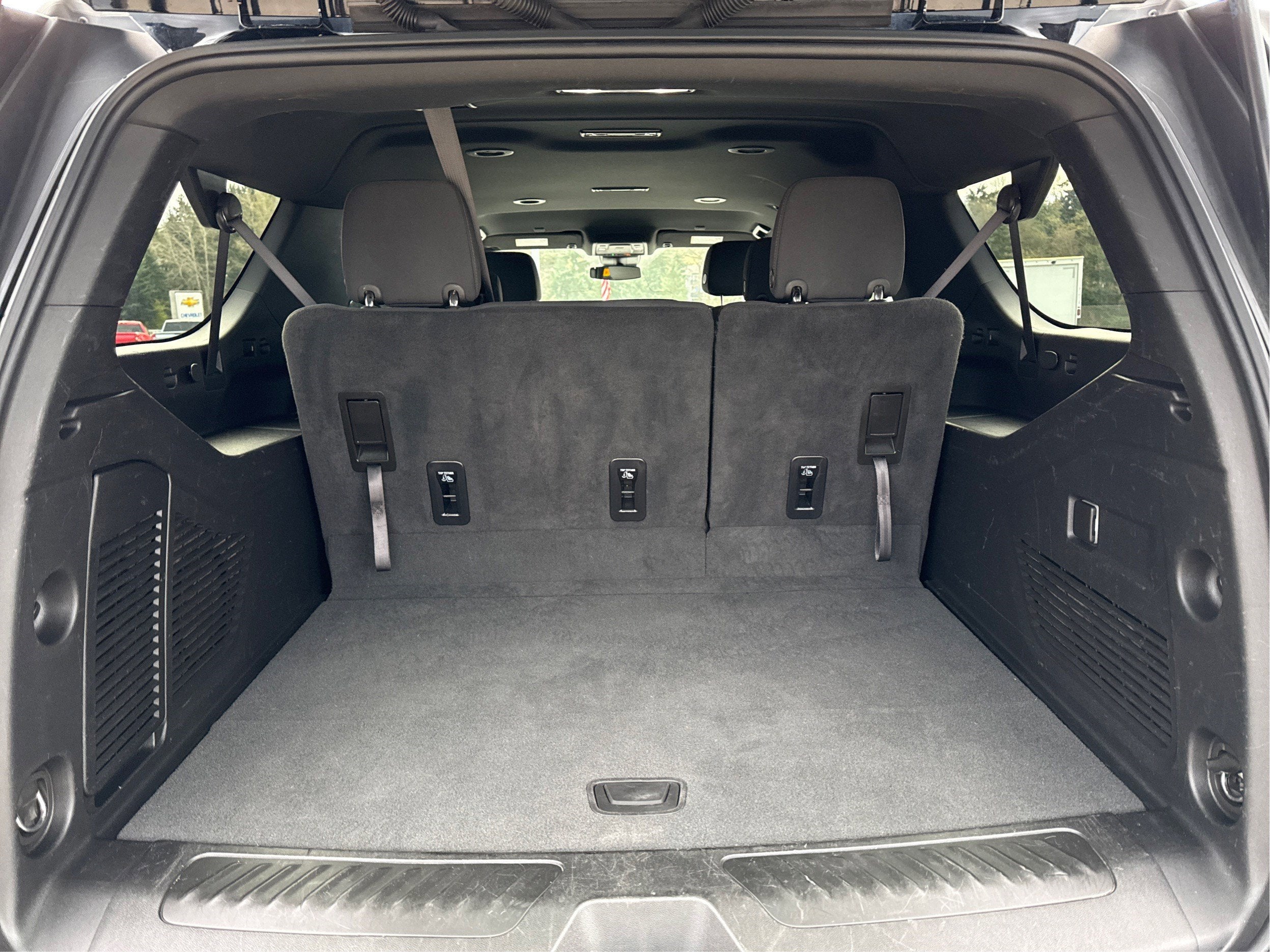 2024 GMC Yukon XL SLE