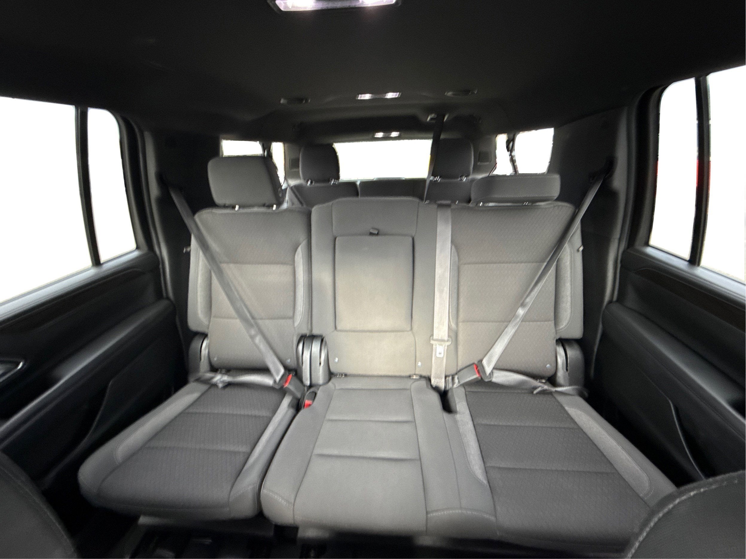 2024 GMC Yukon XL SLE