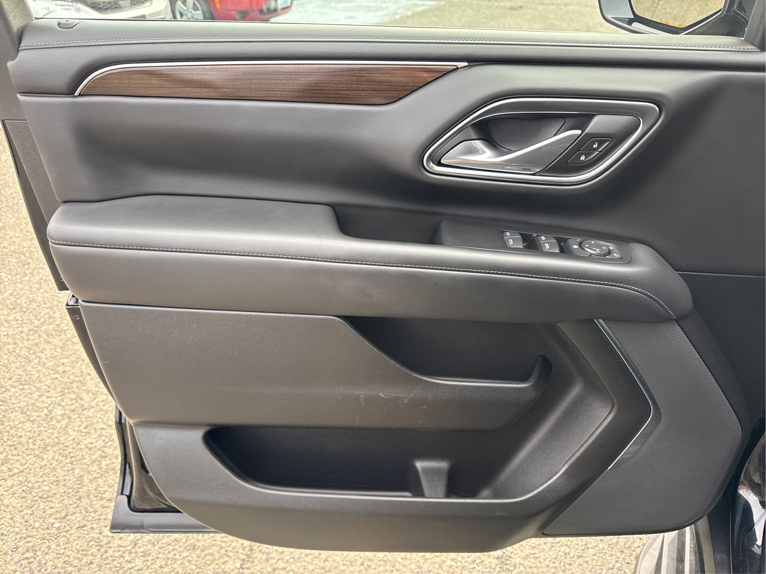 2024 GMC Yukon XL SLE