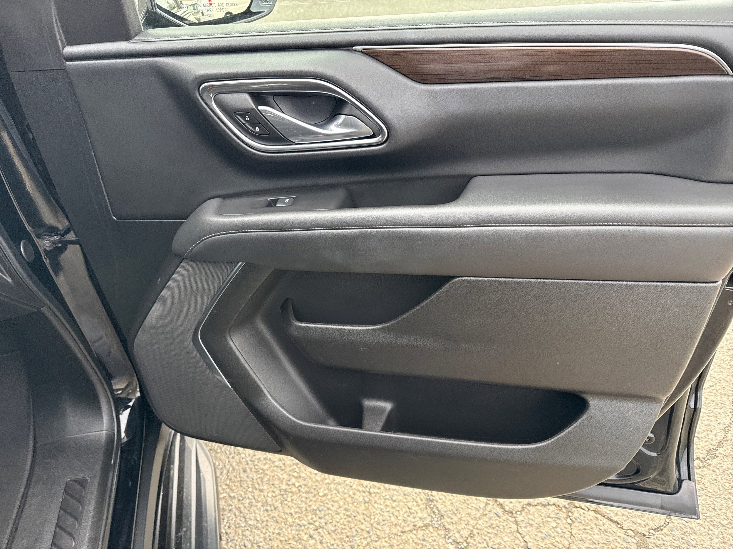 2024 GMC Yukon XL SLE