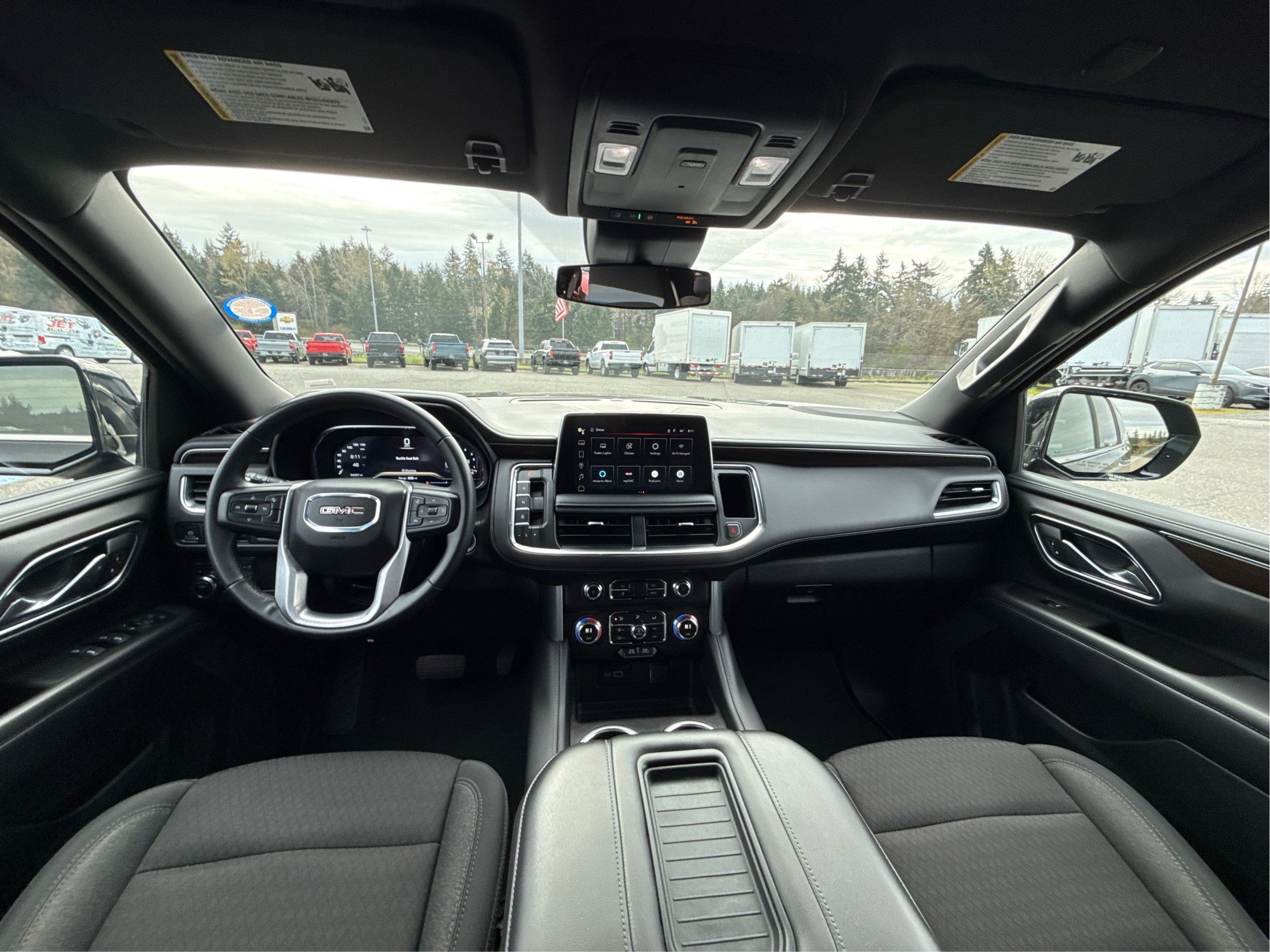 2024 GMC Yukon XL SLE