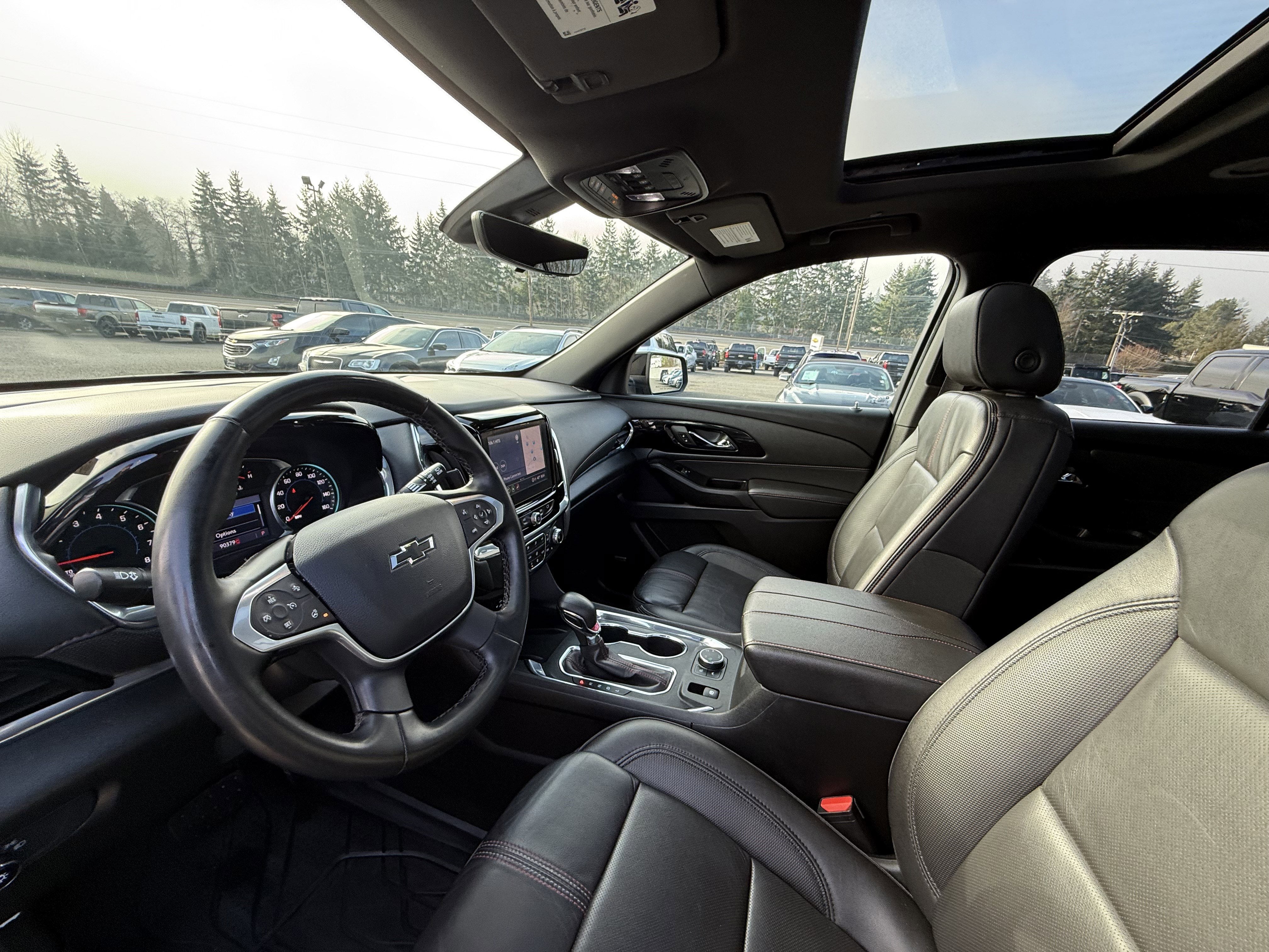 2023 Chevrolet Traverse RS