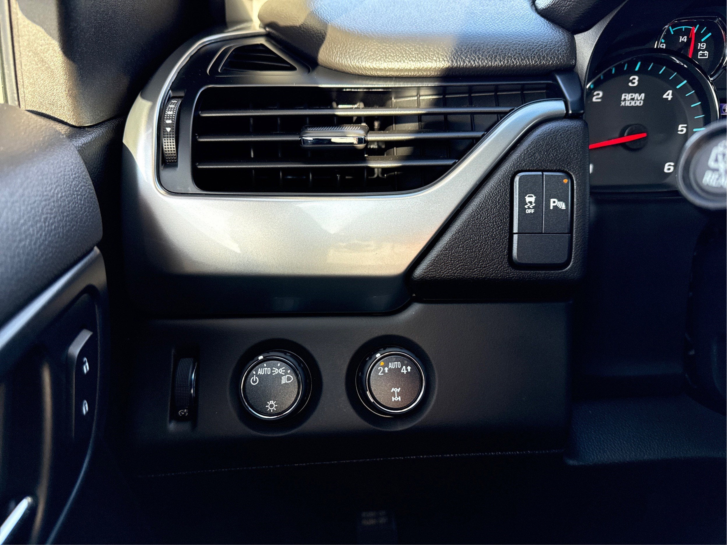 2019 Chevrolet Tahoe LS