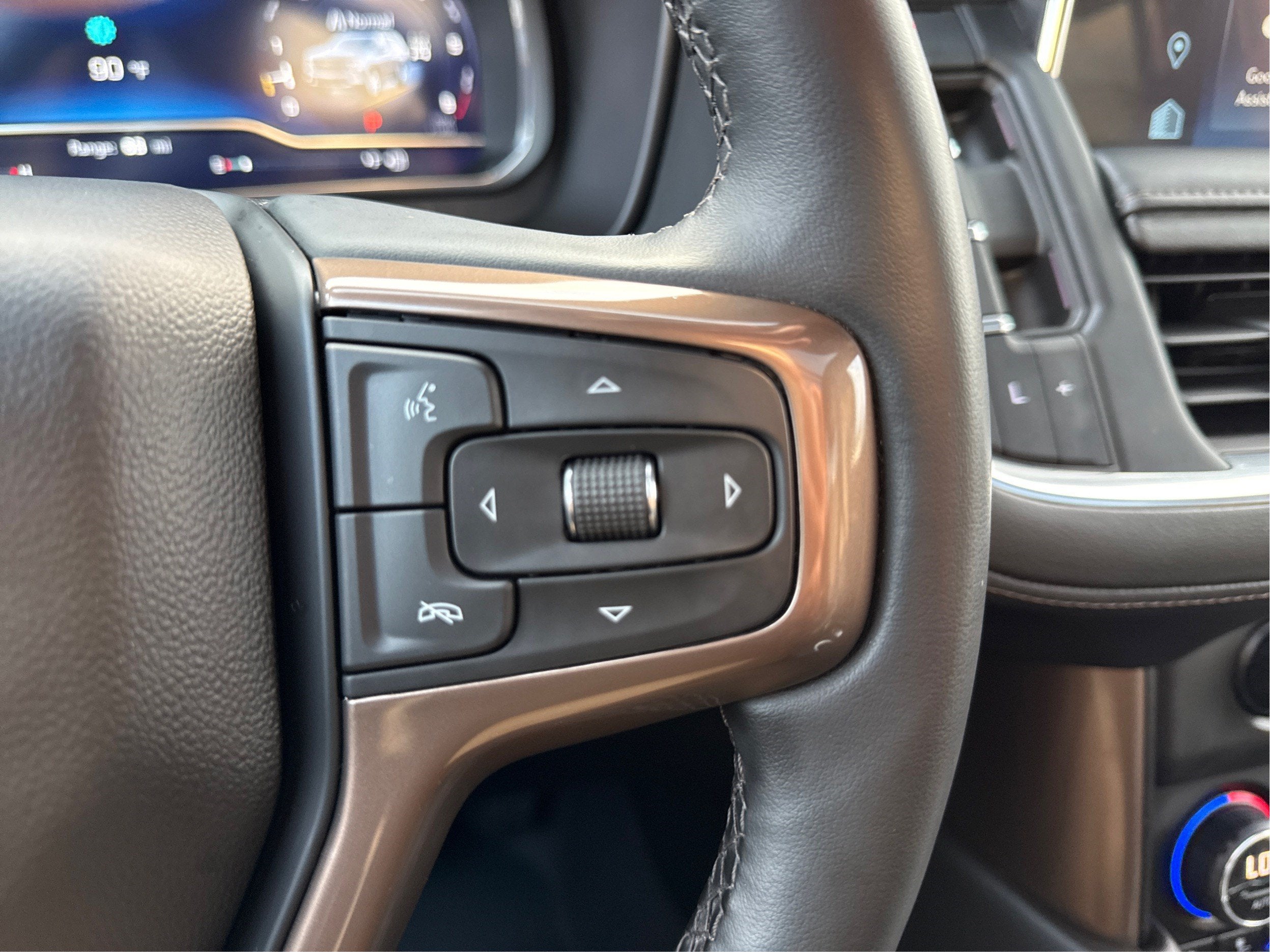 2023 Chevrolet Suburban High Country