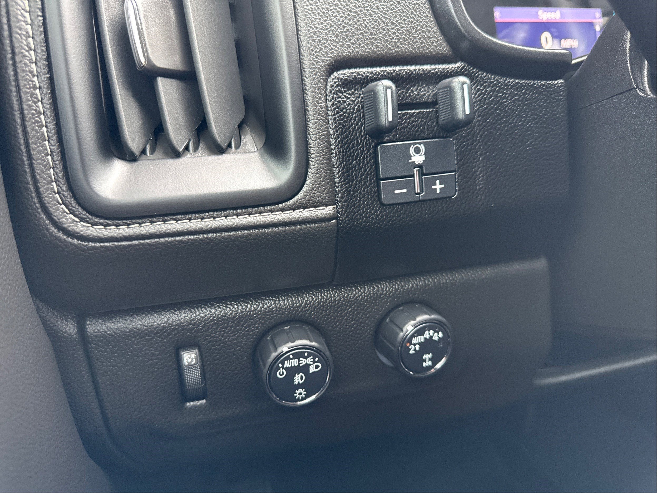 2021 GMC Canyon Denali