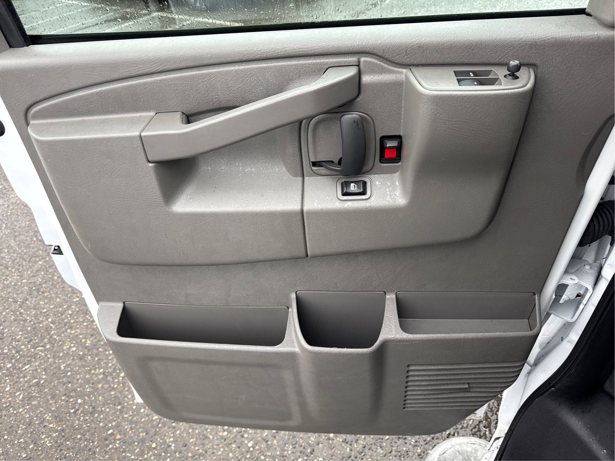 2024 GMC Savana Cargo 2500 Work Van