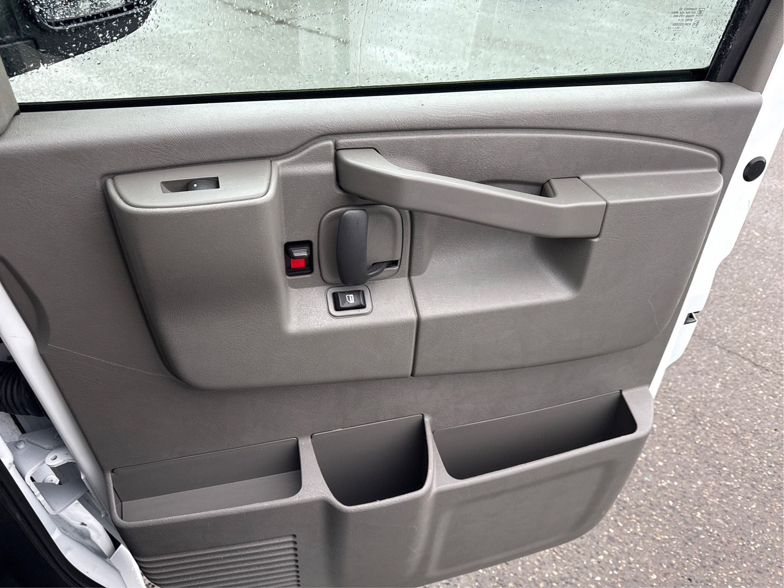 2024 GMC Savana Cargo 2500 Work Van