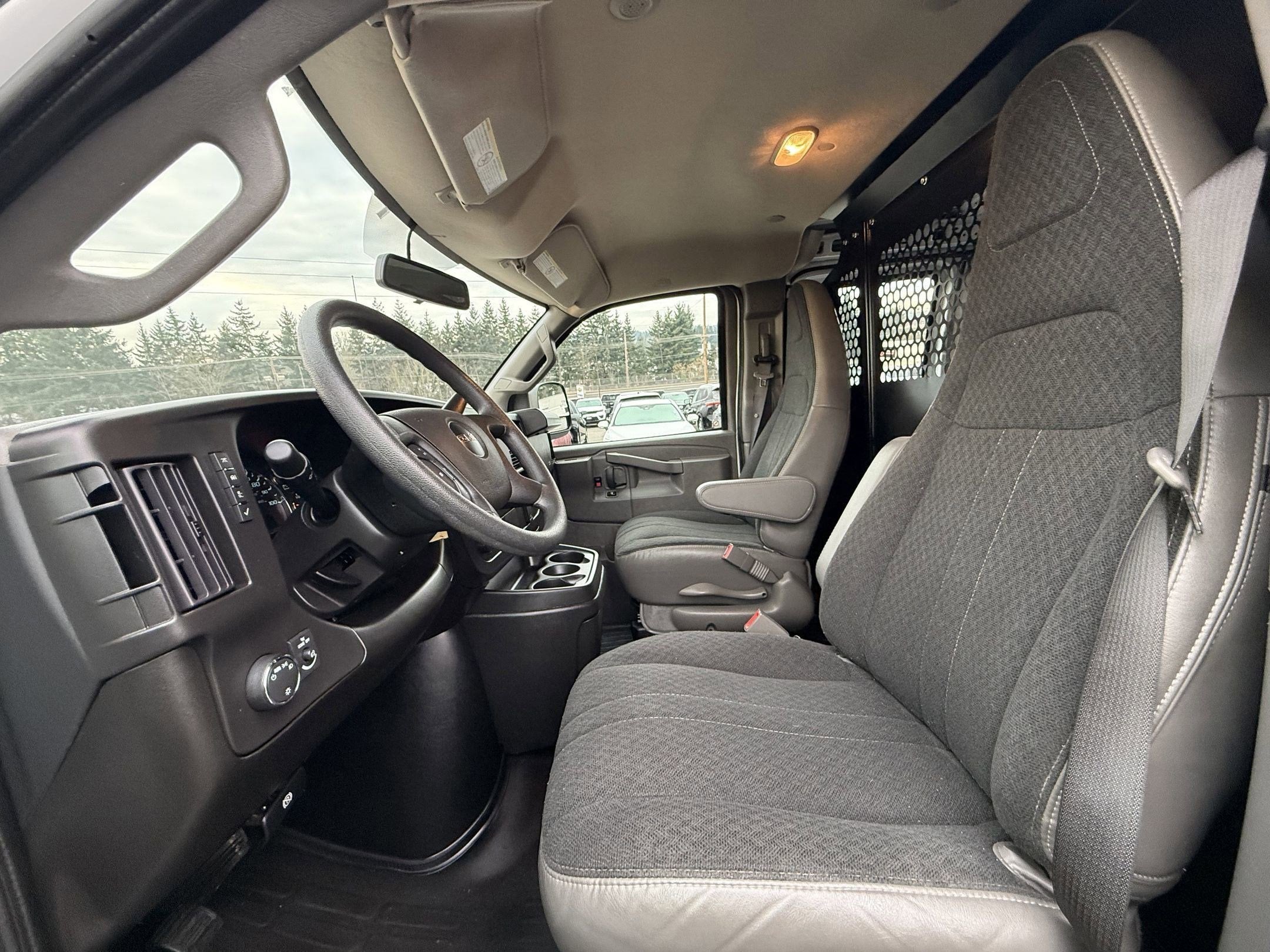 2024 GMC Savana Cargo 2500 Work Van