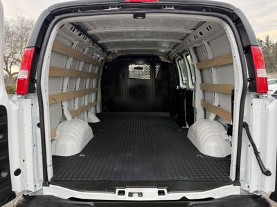 2024 GMC Savana Cargo 2500 Work Van