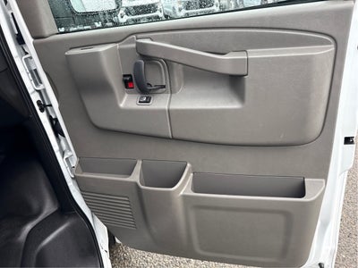 2023 GMC Savana Cargo 2500 Work Van