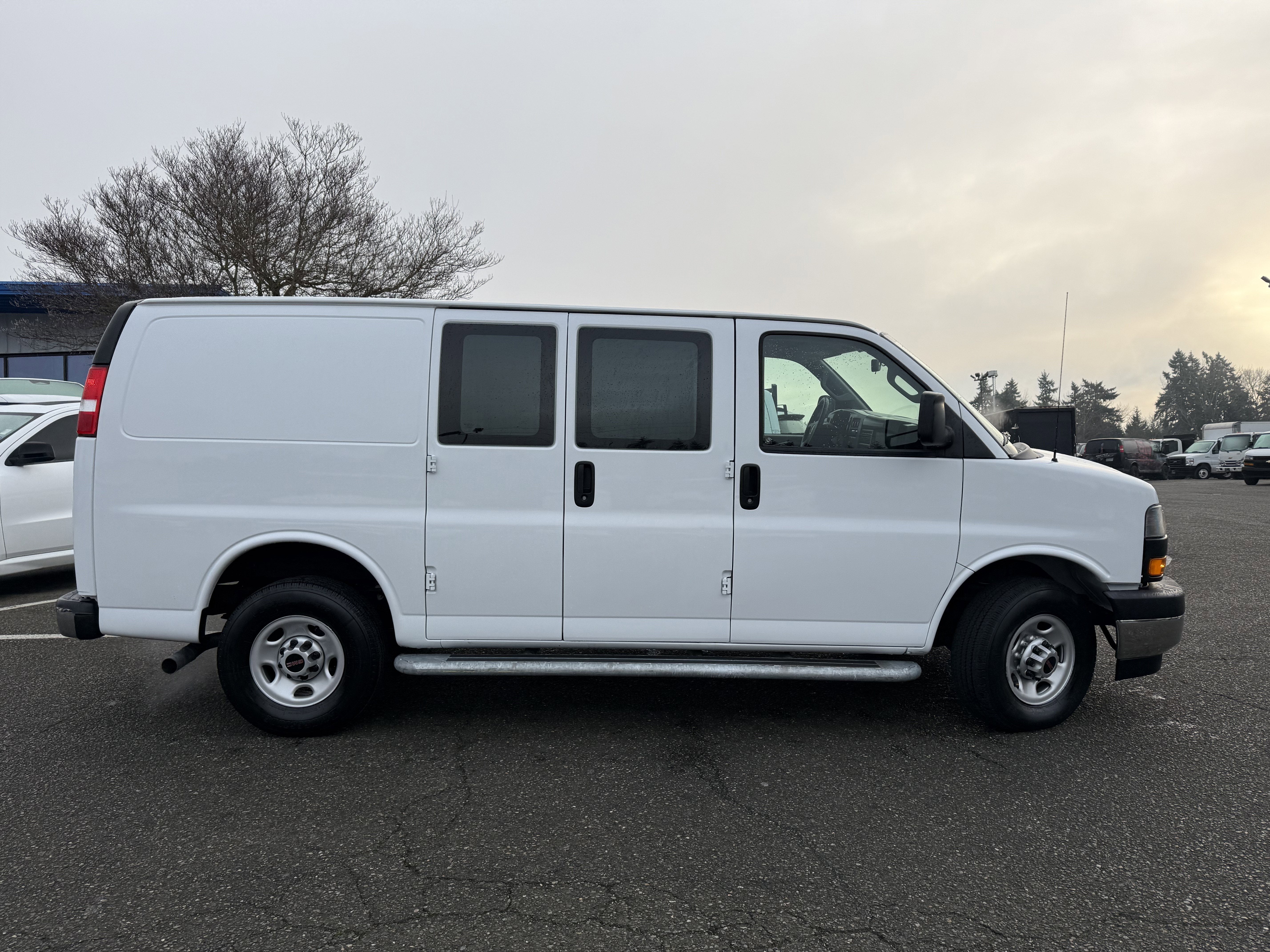 2024 GMC Savana Cargo 2500 Work Van