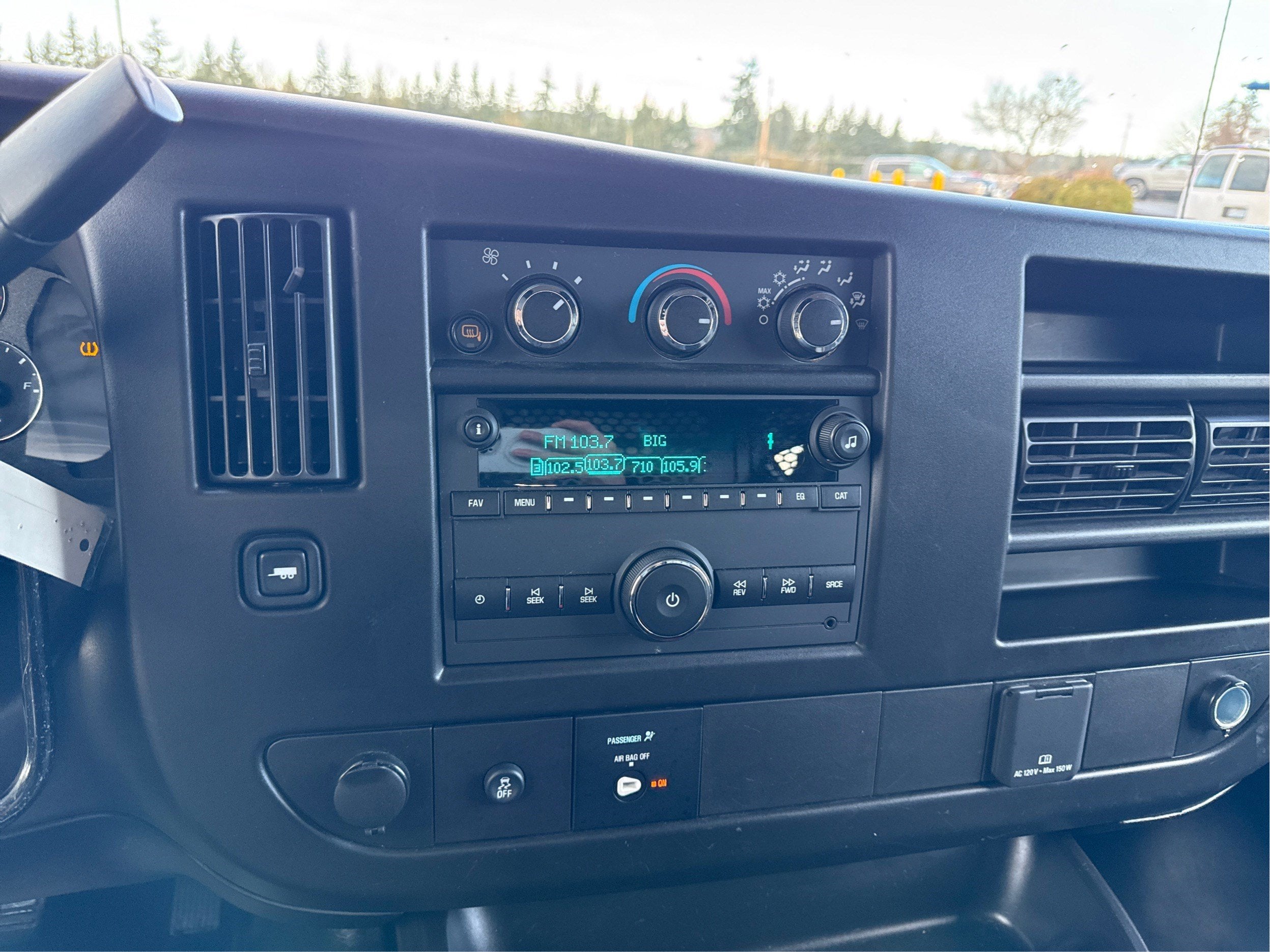 2024 GMC Savana Cargo 2500 Work Van