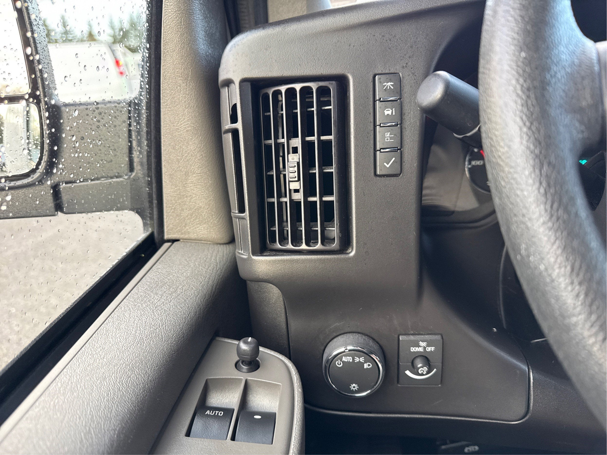 2024 GMC Savana Cargo 2500 Work Van