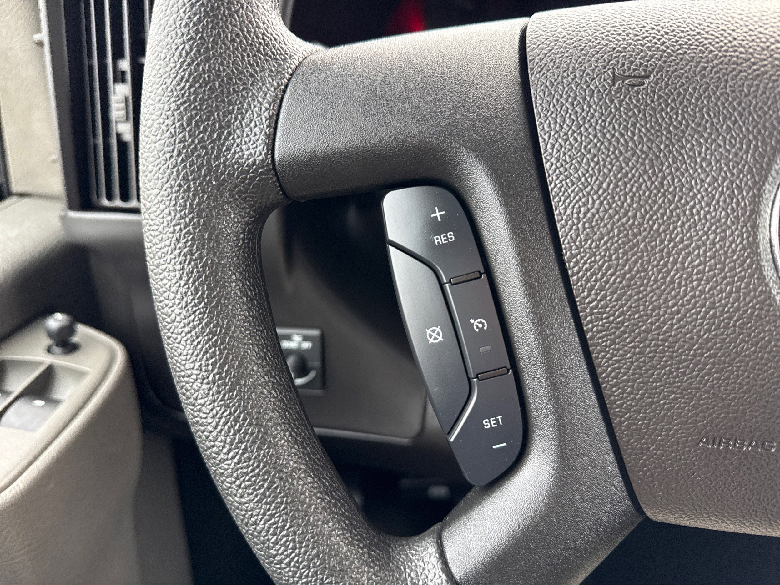 2024 GMC Savana Cargo 2500 Work Van