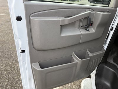 2024 GMC Savana Cargo 2500 Work Van