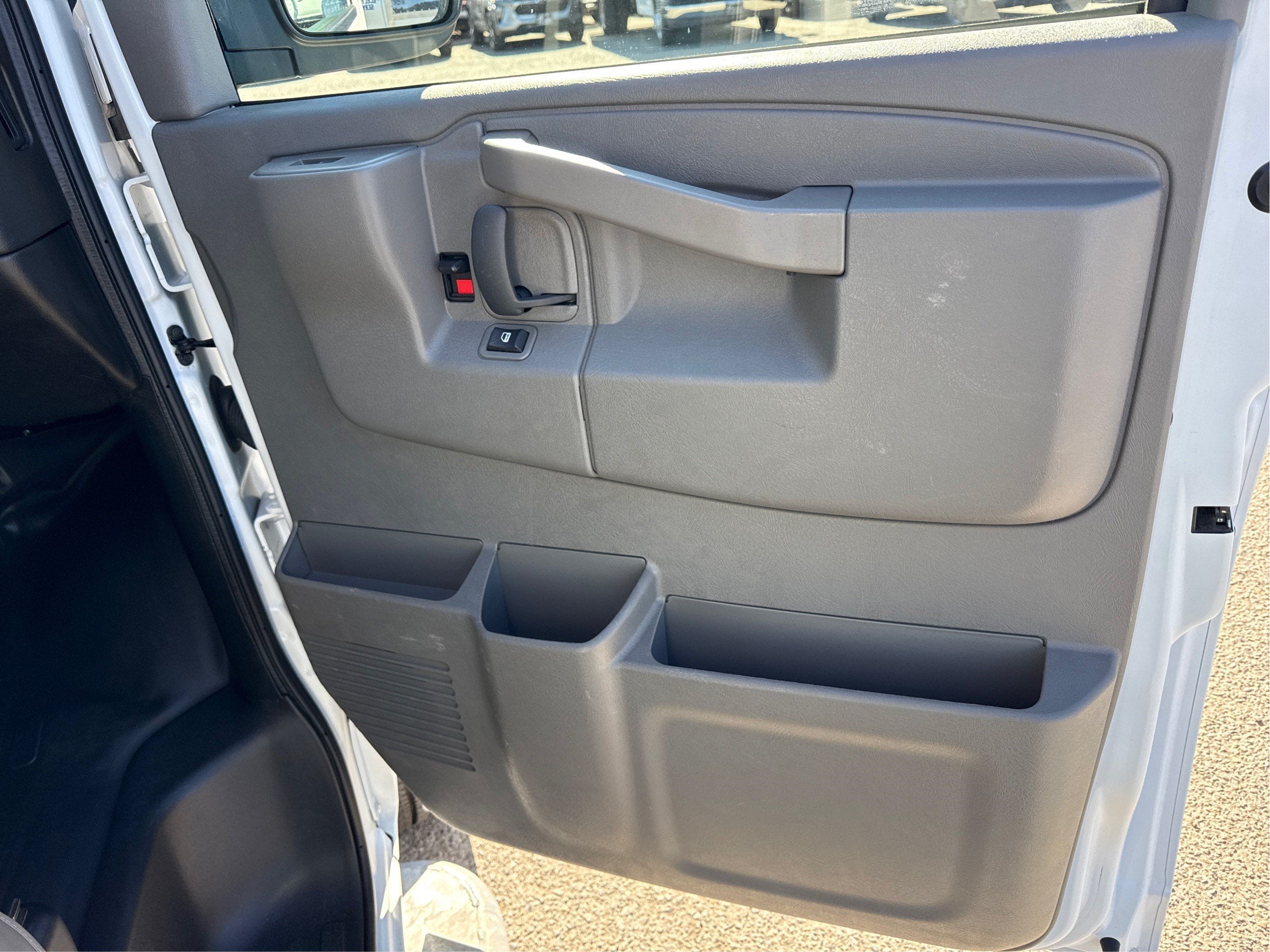 2025 GMC Savana Cargo Work Van