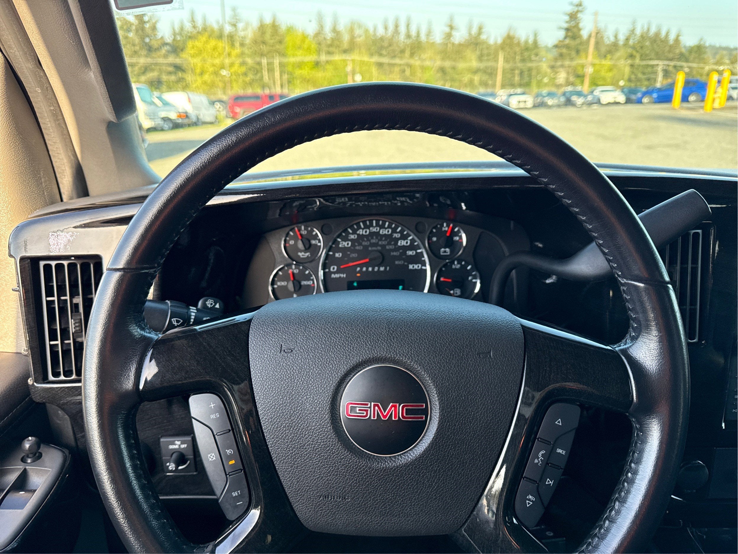 2020 GMC Savana Cargo 2500 Work Van