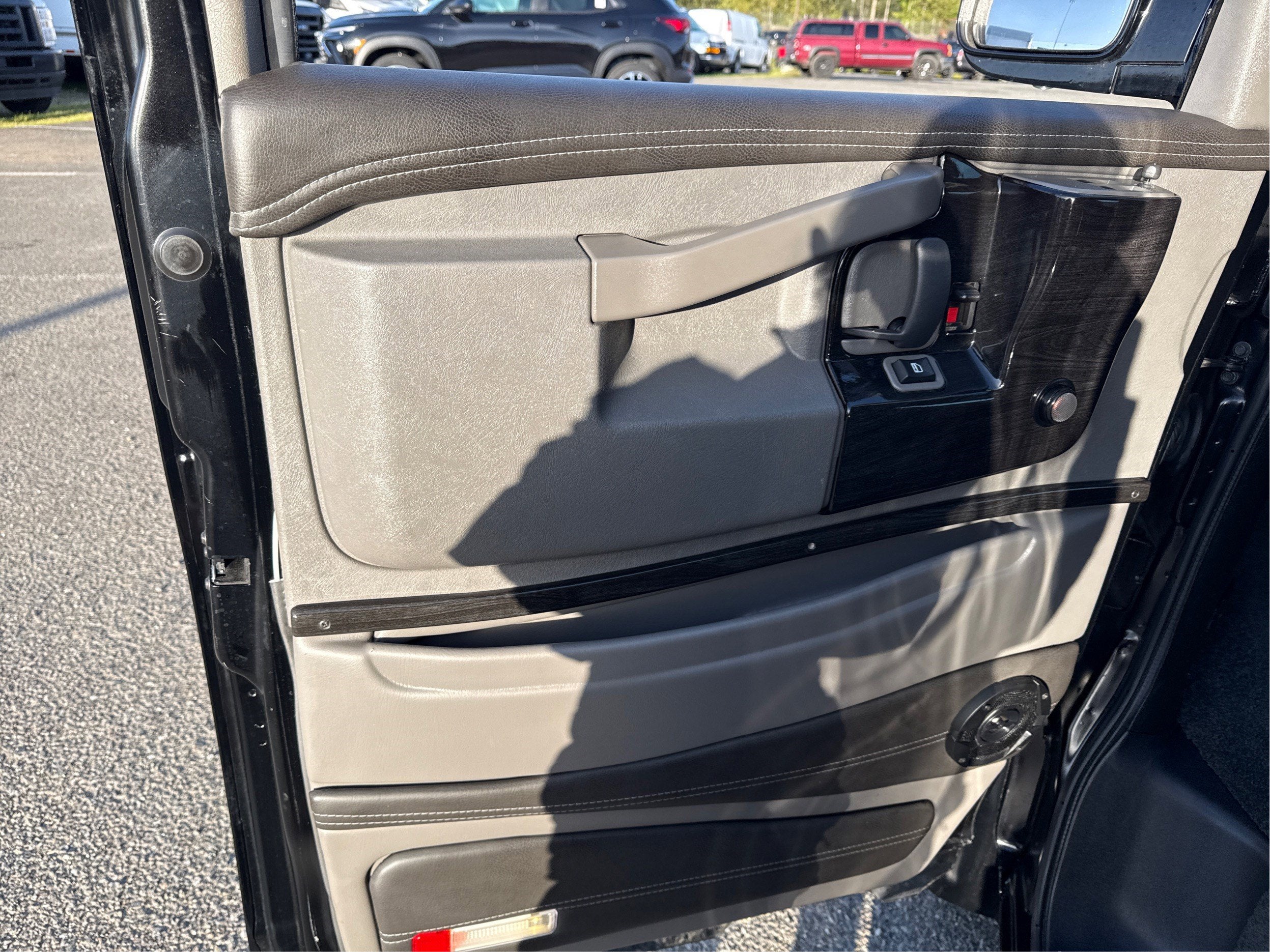 2020 GMC Savana Cargo 2500 Work Van
