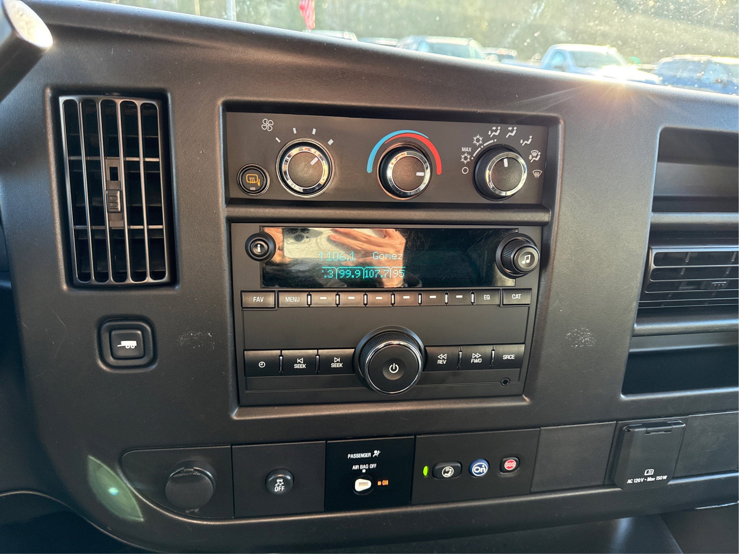 2023 GMC Savana Cargo 2500 Work Van