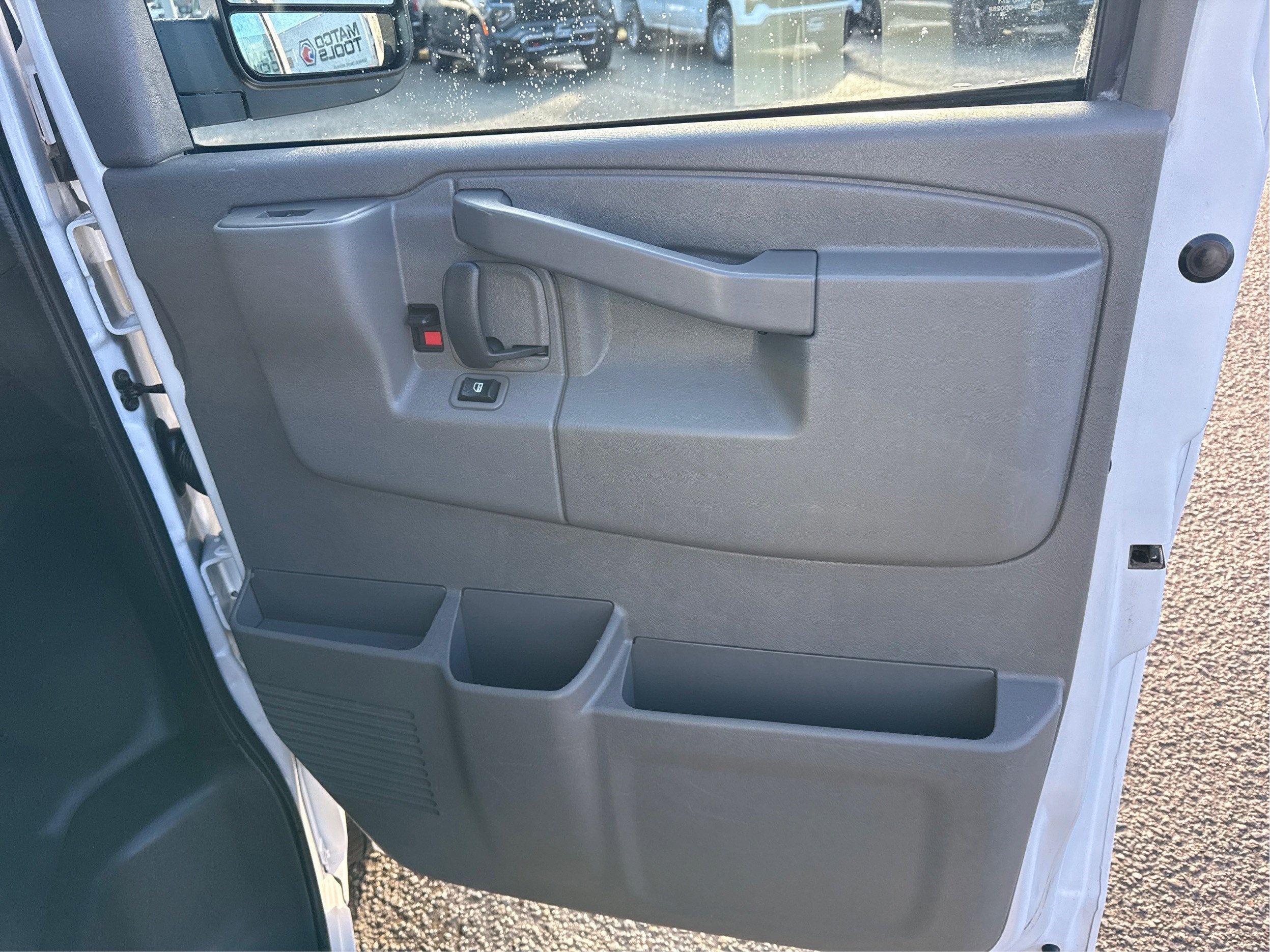 2023 GMC Savana Cargo 2500 Work Van