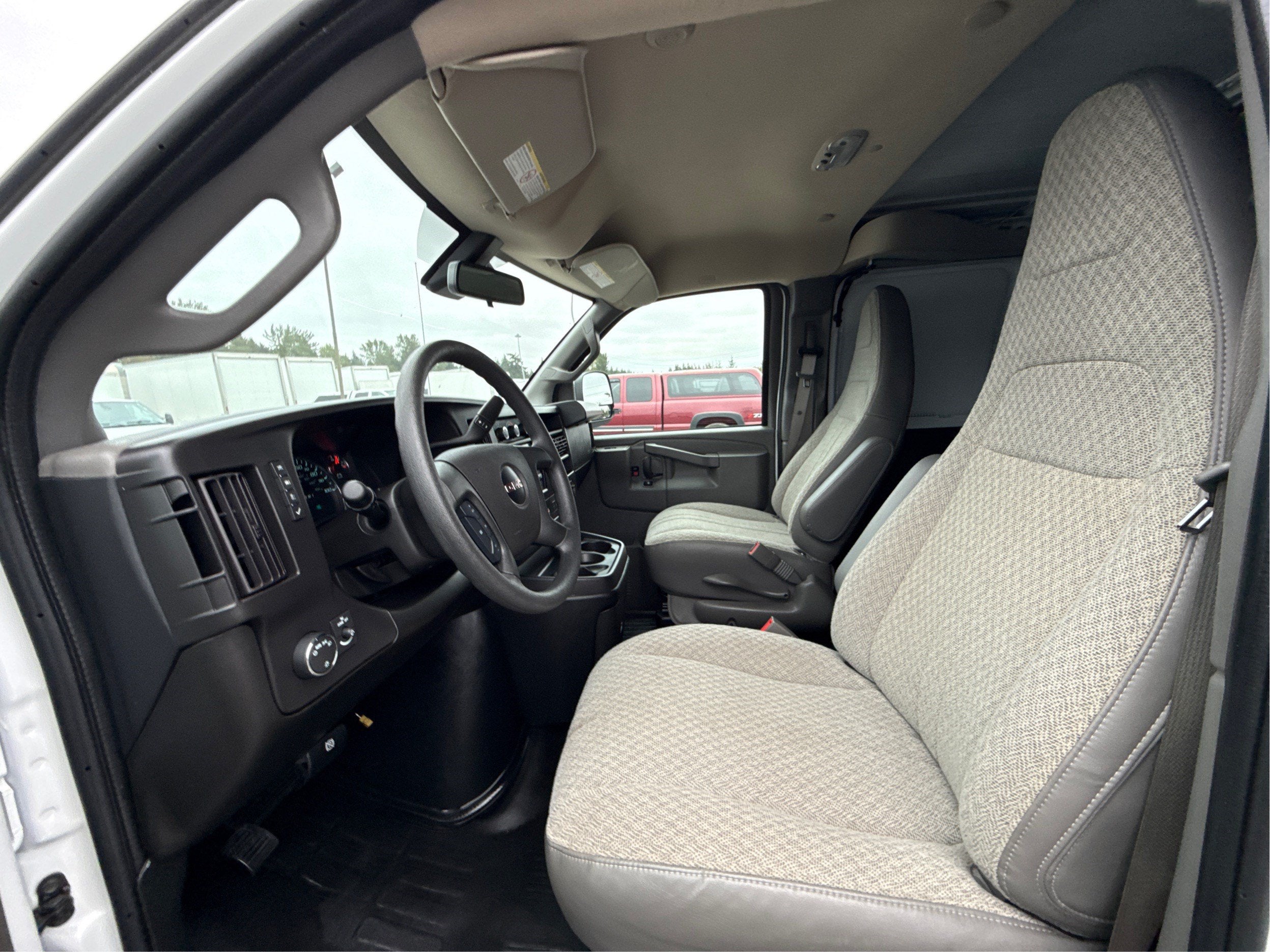 2024 GMC Savana Cargo 3500 Work Van