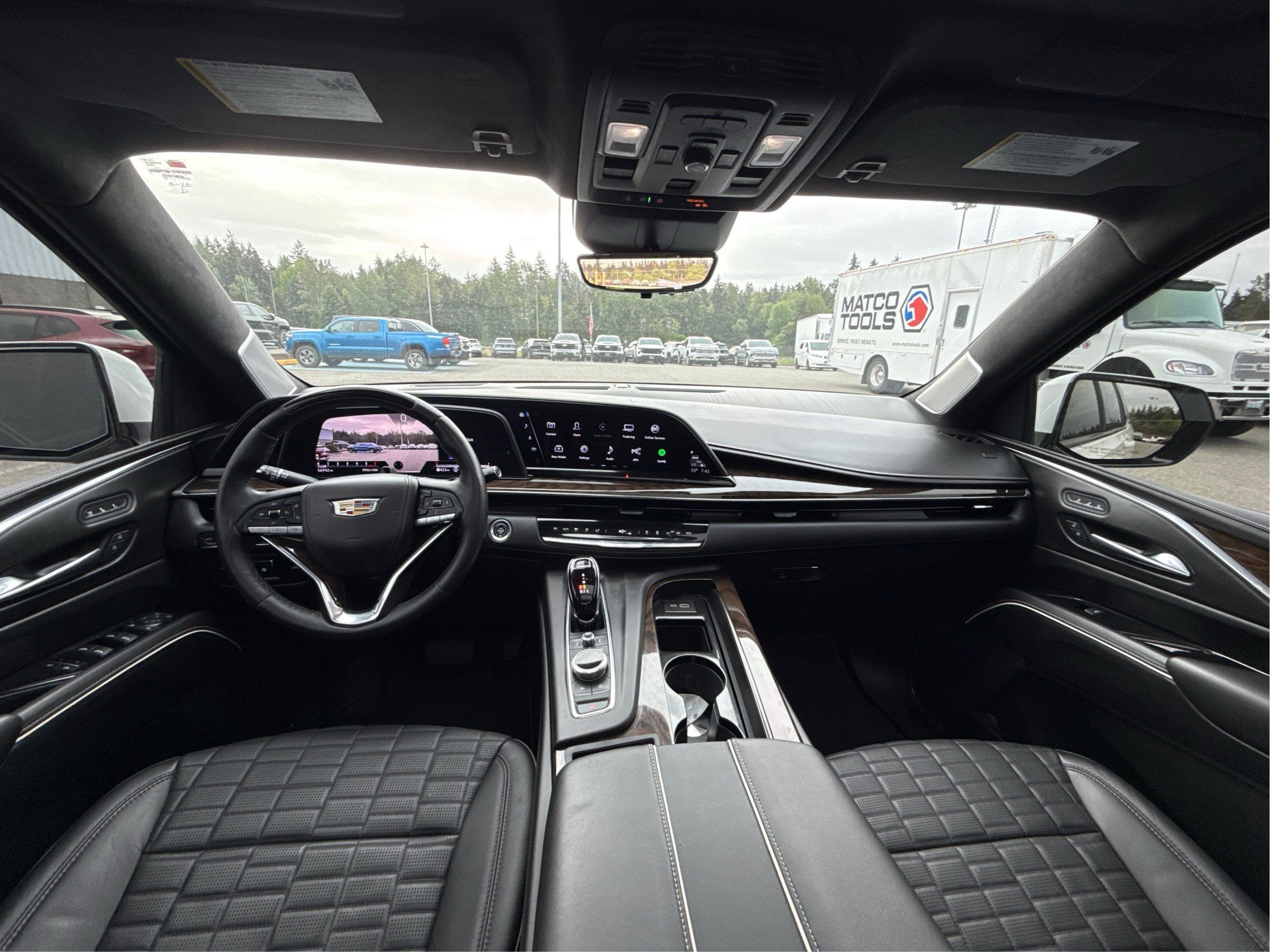 2023 Cadillac Escalade 4WD Sport Platinum