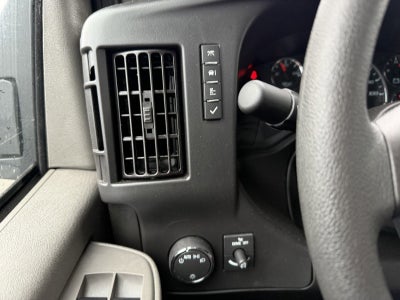 2024 Chevrolet Express Cutaway 3500 1WT