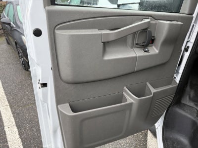 2024 Chevrolet Express Cutaway 3500 1WT