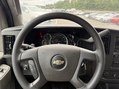 2024 Chevrolet Express Cutaway 3500 1WT
