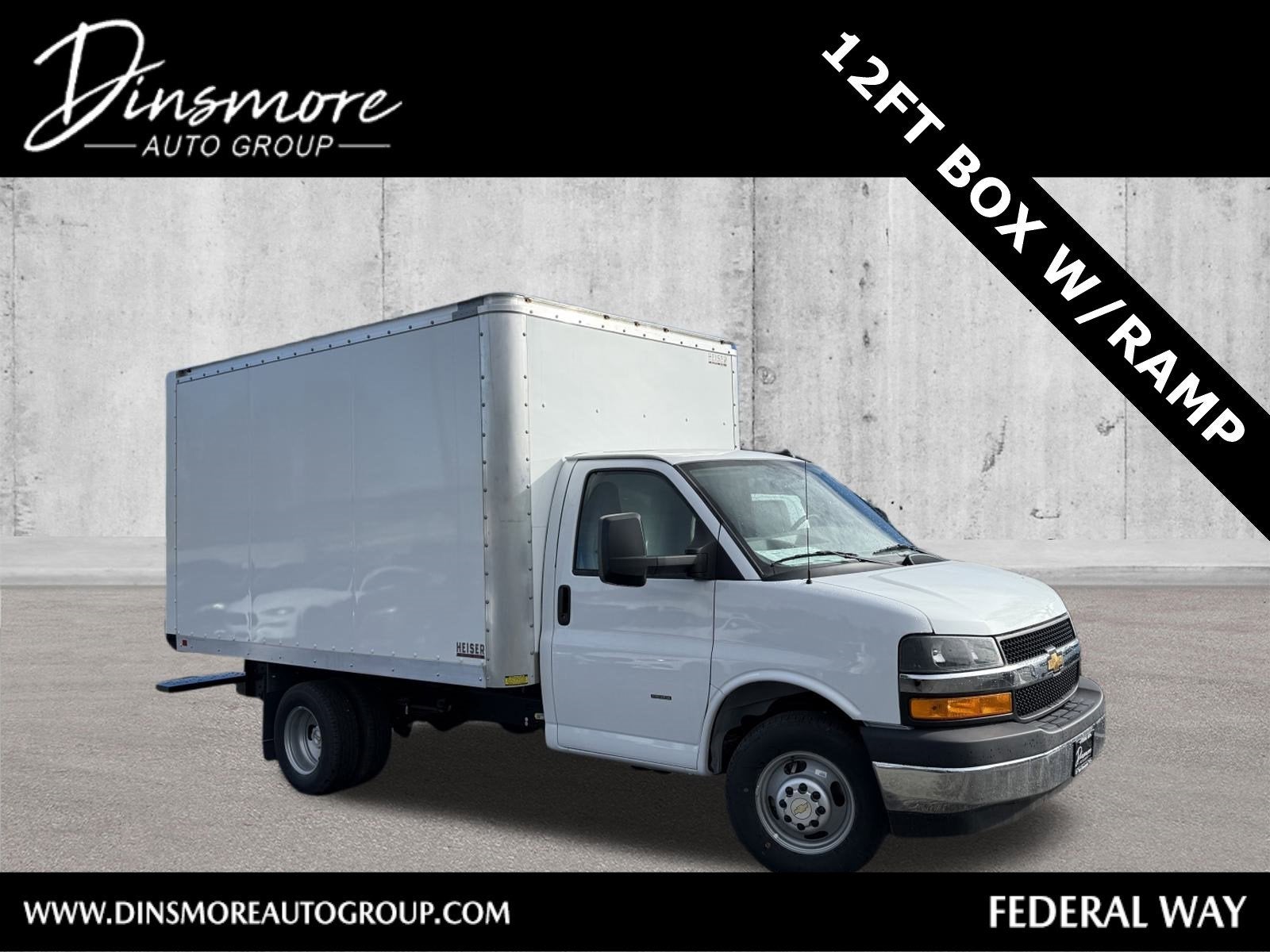 2024 Chevrolet Express Cutaway 3500 1WT