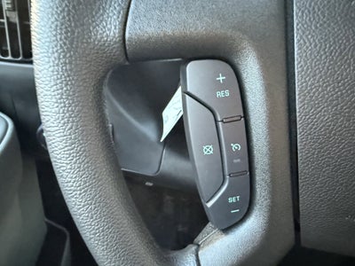 2025 Chevrolet Express Cutaway 3500 1WT