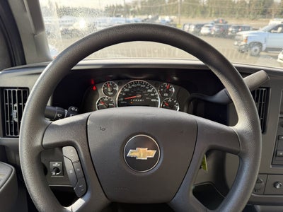 2024 Chevrolet Express Cutaway 3500 1WT