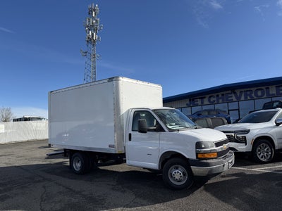 2024 Chevrolet Express Cutaway 3500 1WT