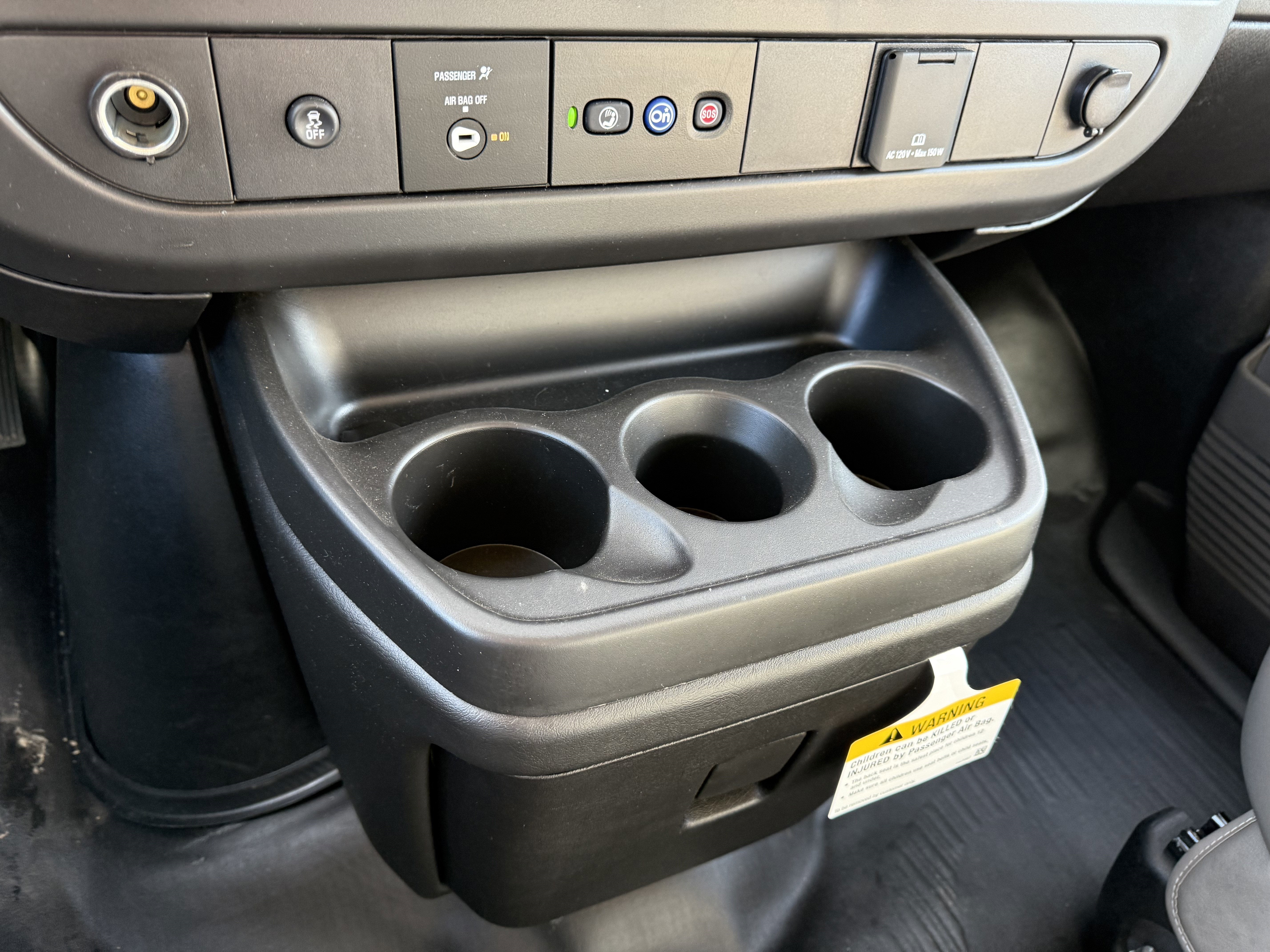 2024 Chevrolet Express Cutaway 3500 1WT