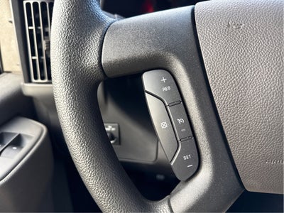 2025 Chevrolet Express Cutaway 3500 1WT