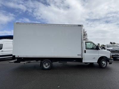 2024 Chevrolet Express Cutaway 4500 2WT