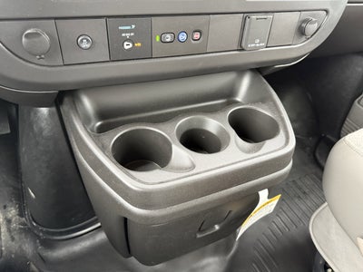 2024 Chevrolet Express Cutaway 4500 2WT