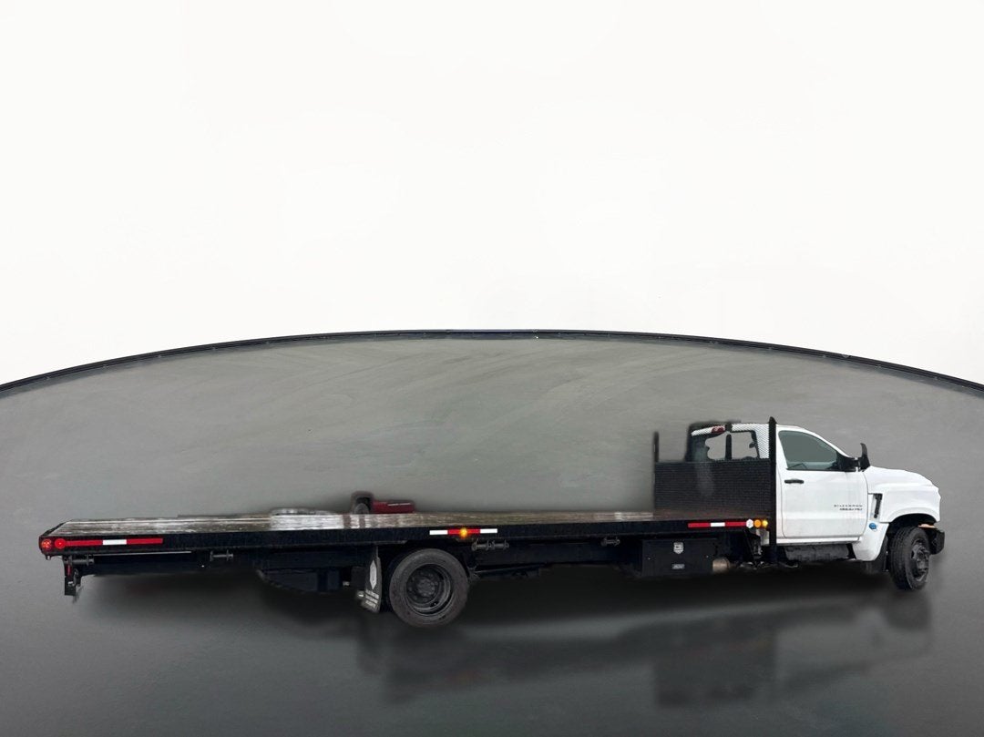 2024 Chevrolet Silverado 6500 HD Work Truck
