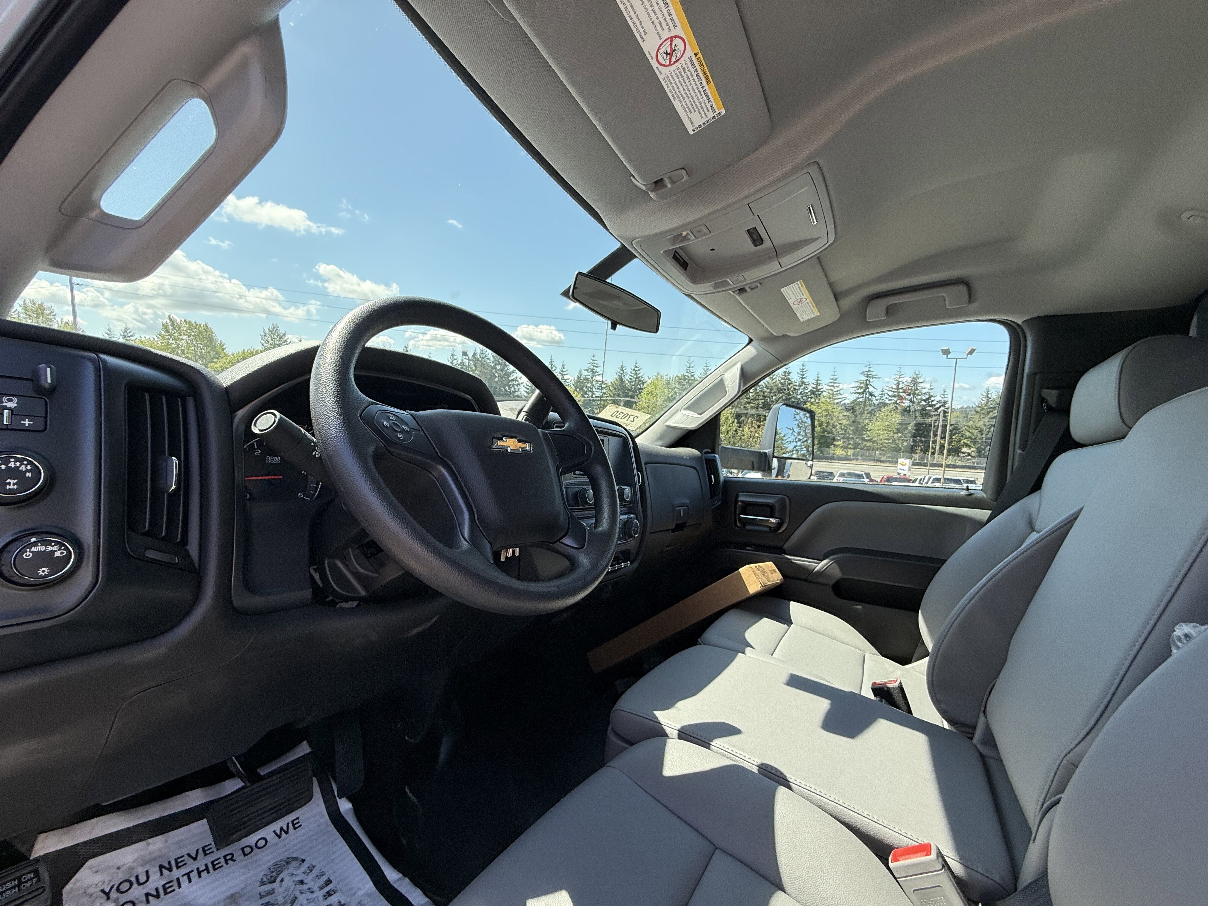 2024 Chevrolet Silverado 5500 HD Work Truck