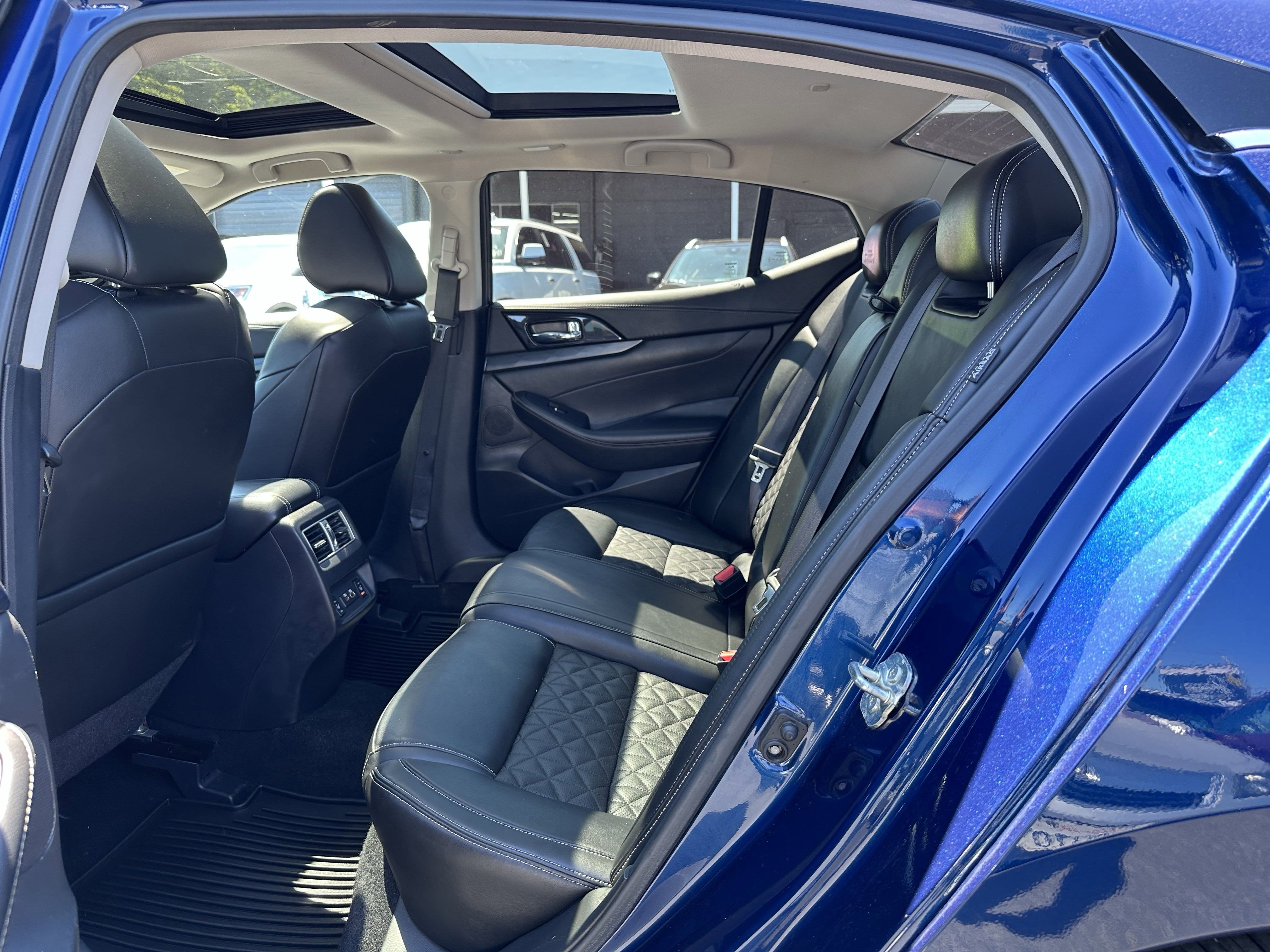 2020 Nissan Maxima Platinum