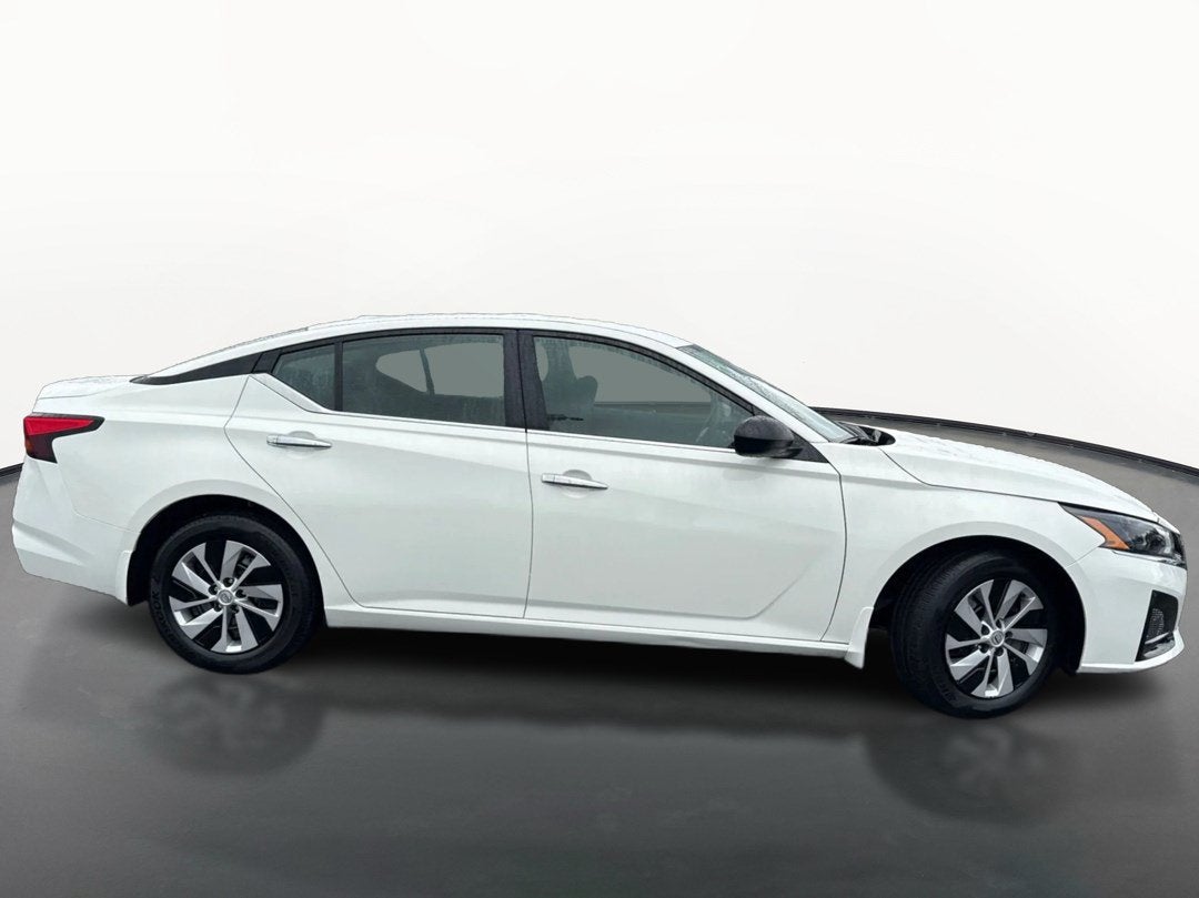 2025 Nissan Altima S FWD