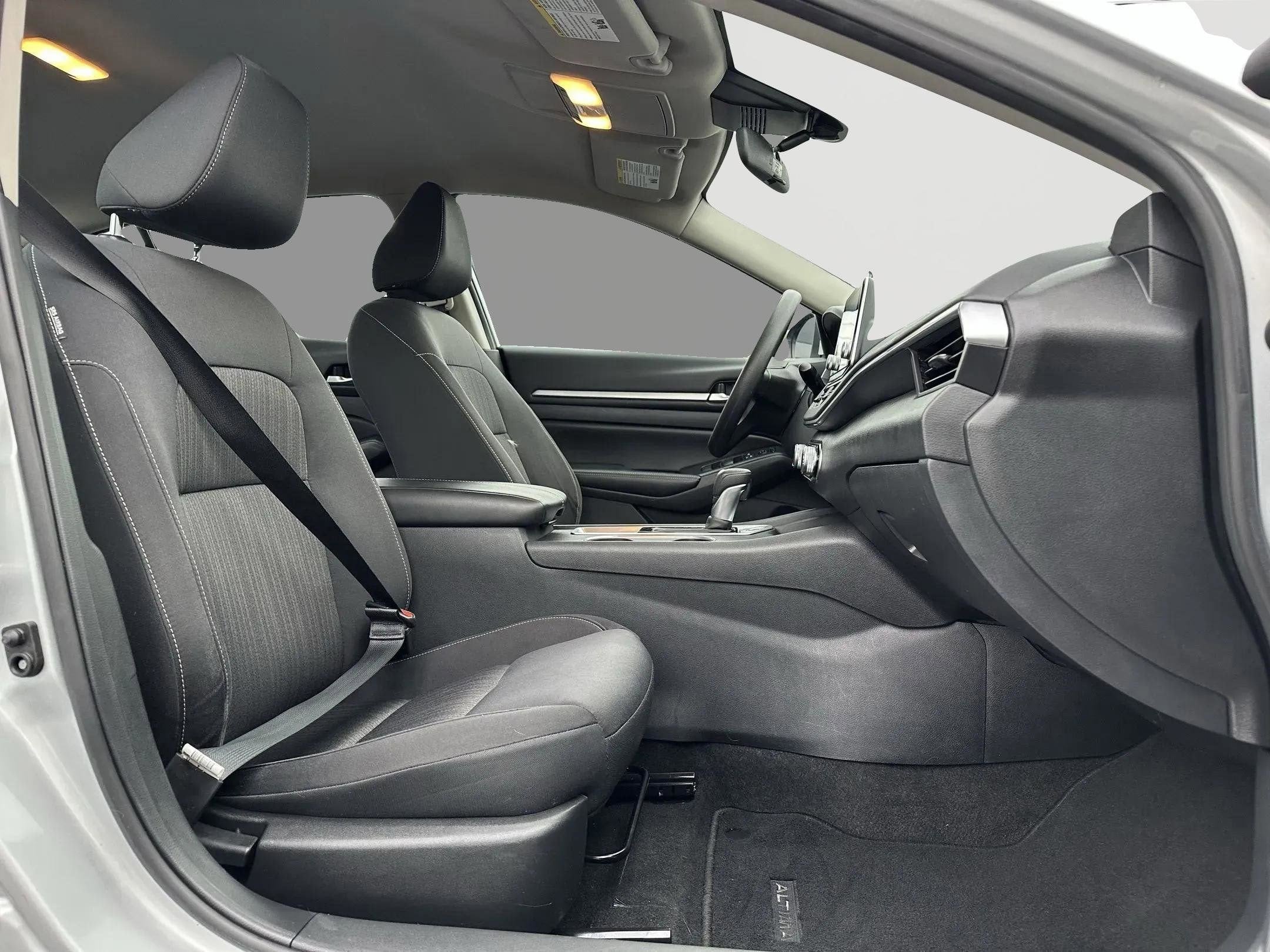 2022 Nissan Altima SV Intelligent AWD