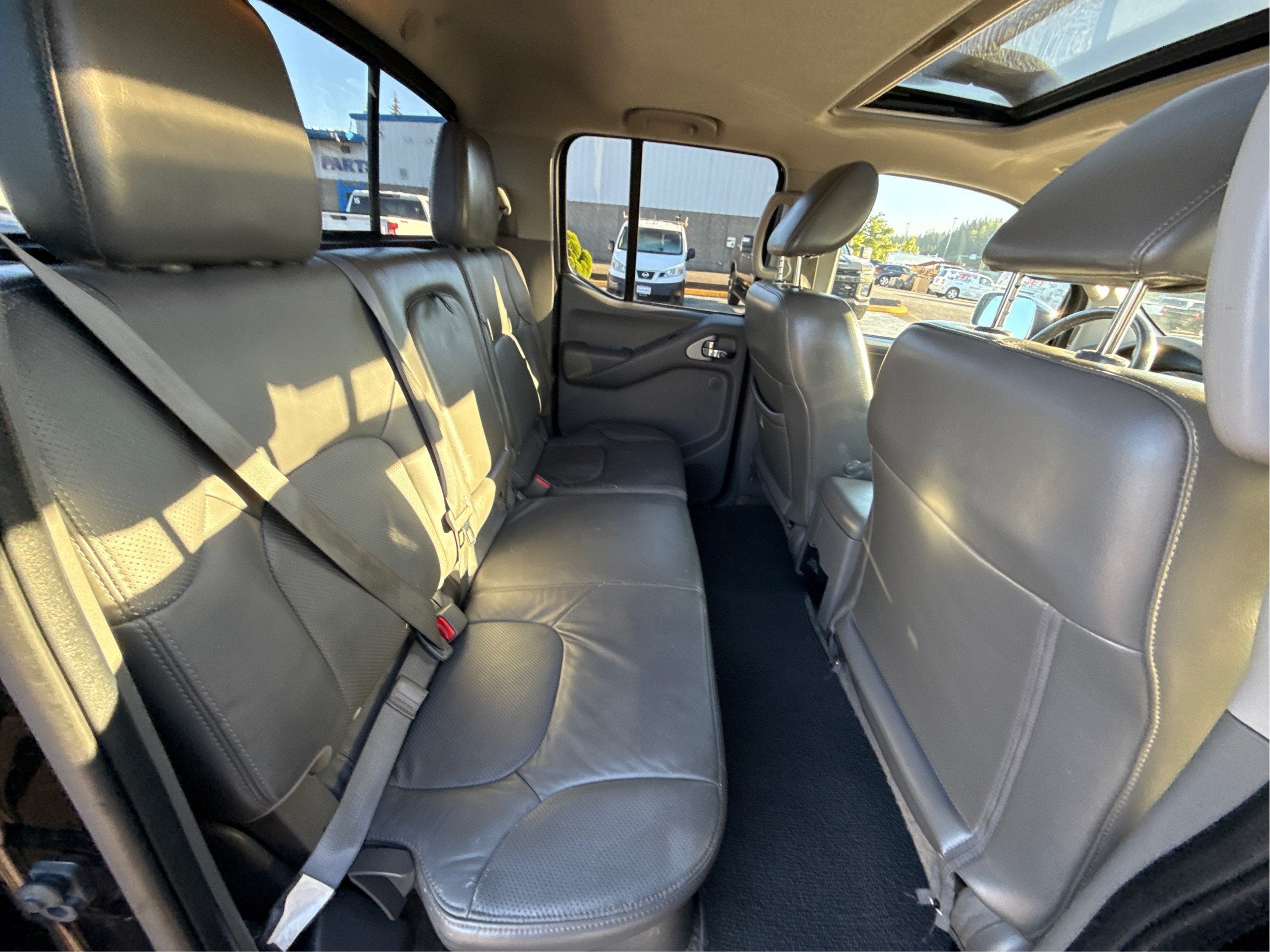 2015 Nissan Frontier SL